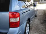Kia Carnival 2010 года, в Гулистан за 10 000 y.e. id6472537, Фото №1