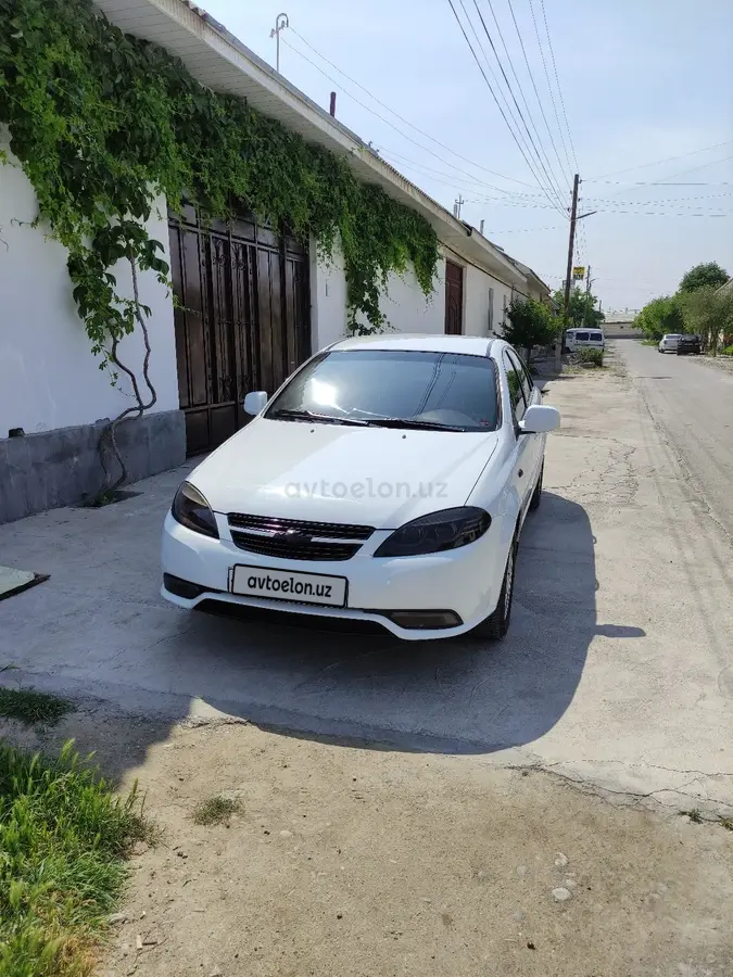Chevrolet Gentra 2016 — 3