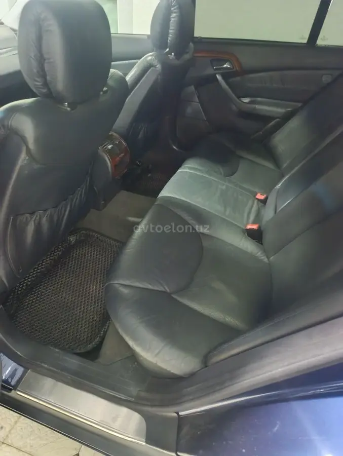 Mercedes-Benz S 220 — 4