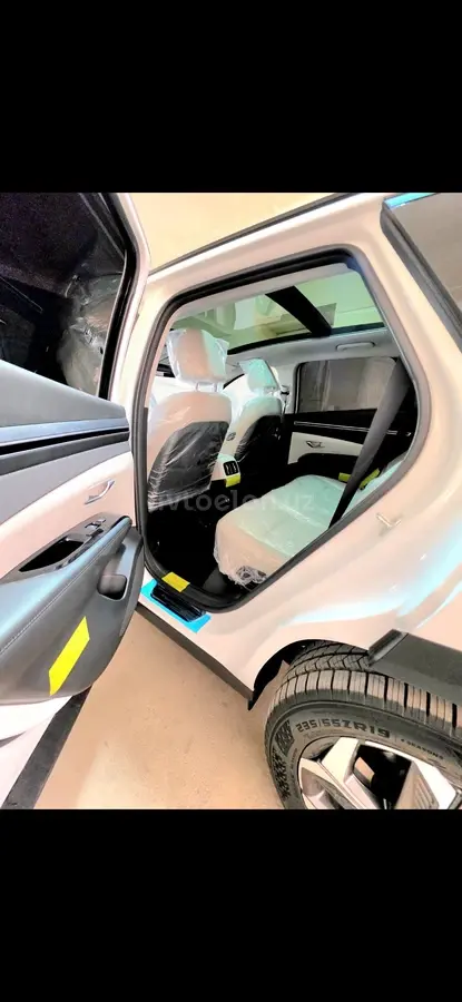 Hyundai Tucson — 9