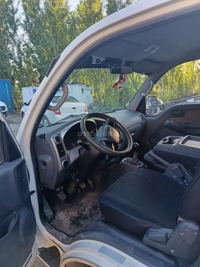 Kia Bongo — 3