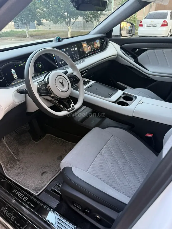 Voyah Free 2025 — 5