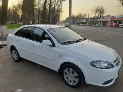 Белый Chevrolet Gentra, 1 позиция 2018 года, КПП Механика, в Ташкент за 11 100 y.e. id4876493