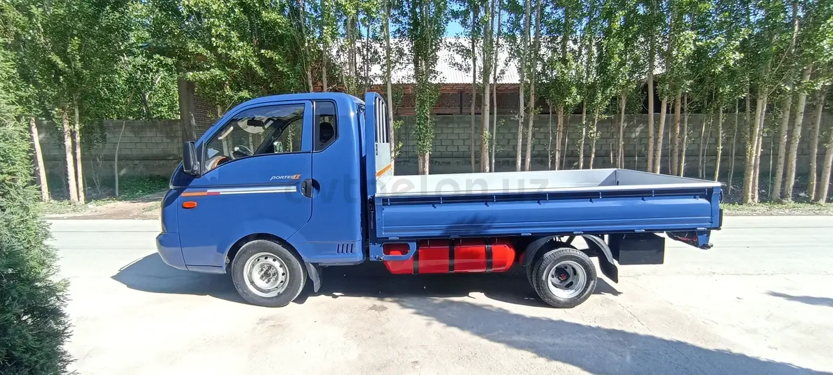 Hyundai Porter — 4