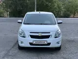 Белый Chevrolet Cobalt, 4 позиция 2023 года, КПП Автомат, в Ташкент за 11 600 y.e. id5218223, Фото №1