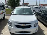 Белый Chevrolet Cobalt, 3 позиция 2024 года, КПП Автомат, в Бухара за ~11 645 y.e. id5181599, Фото №1