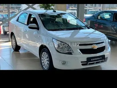 Белый Chevrolet Cobalt, 4 позиция 2024 года, КПП Автомат, в Бухара за 13 300 y.e. id5124464