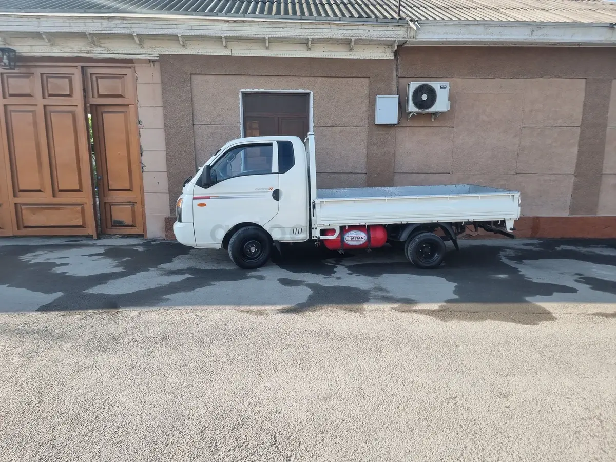 Hyundai Porter — 2