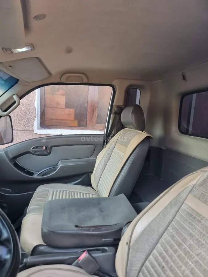 Hyundai Porter — 4