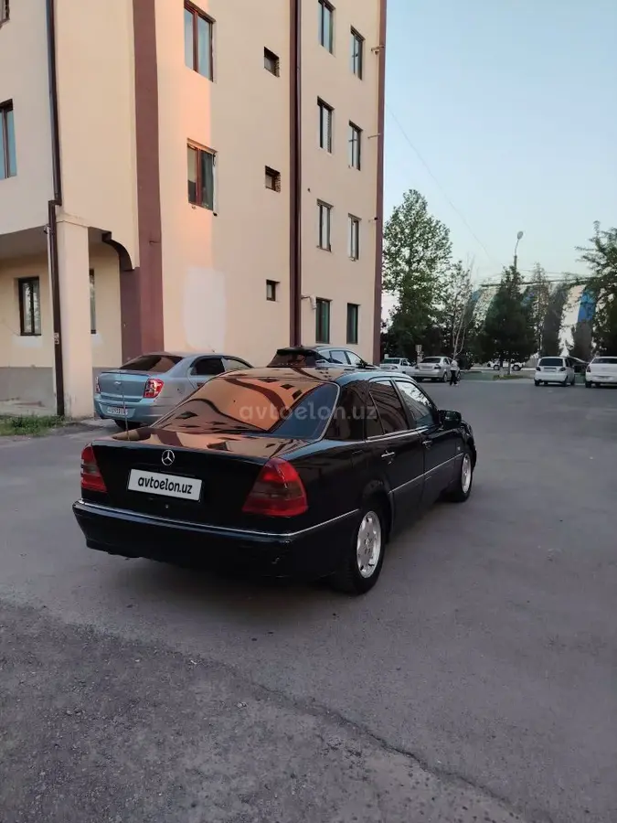 Mercedes-Benz C 200 — 5