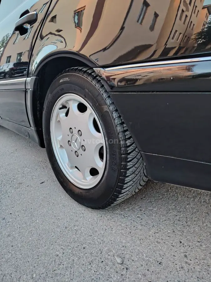 Mercedes-Benz C 200 — 9