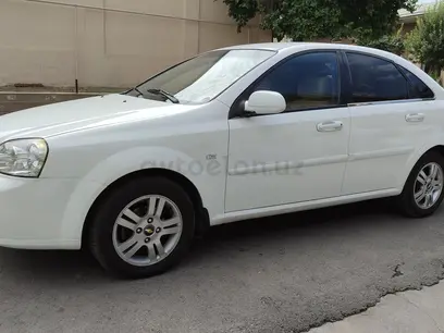 Белый Chevrolet Lacetti, 3 позиция 2008 года, КПП Автомат, в Ташкент за 6 500 y.e. id5219815