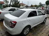 Белый Chevrolet Cobalt, 4 позиция 2023 года, КПП Автомат, в Самарканд за 12 700 y.e. id5028723, Фото №1