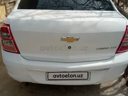 Белый Chevrolet Cobalt, 3 позиция 2023 года, в Беруни за 13 500 y.e. id4900402