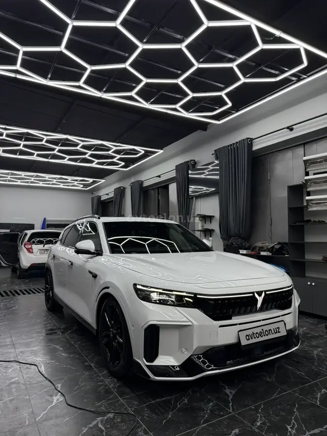 Voyah Free 2025 — 2