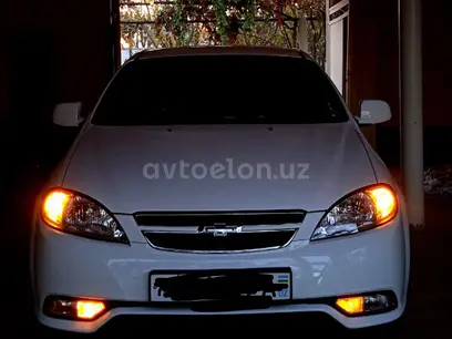 Белый Chevrolet Gentra, 2 позиция 2022 года, КПП Механика, в Термез за 12 938 y.e. id5078986