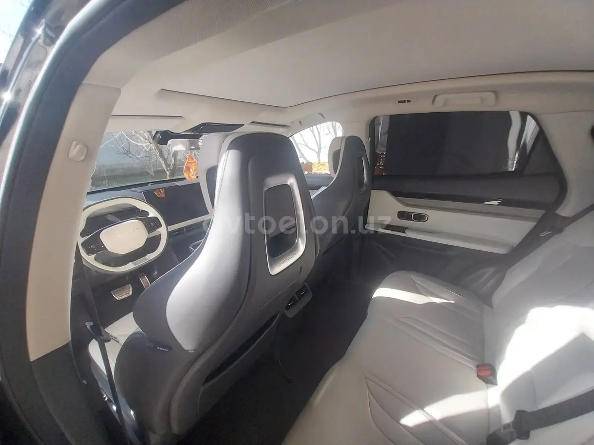 Jetour Dasheng — 6