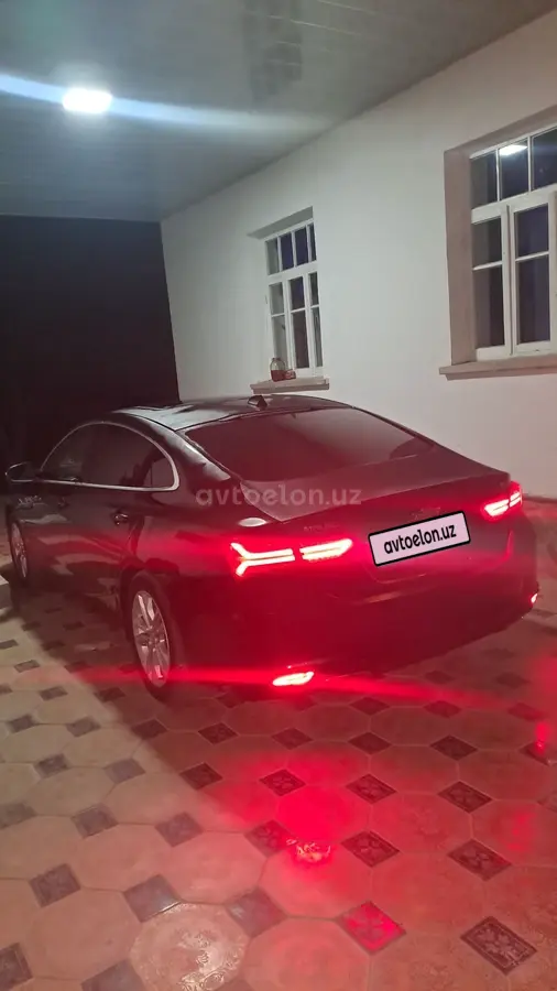 Chevrolet Malibu 2 2018 — 2