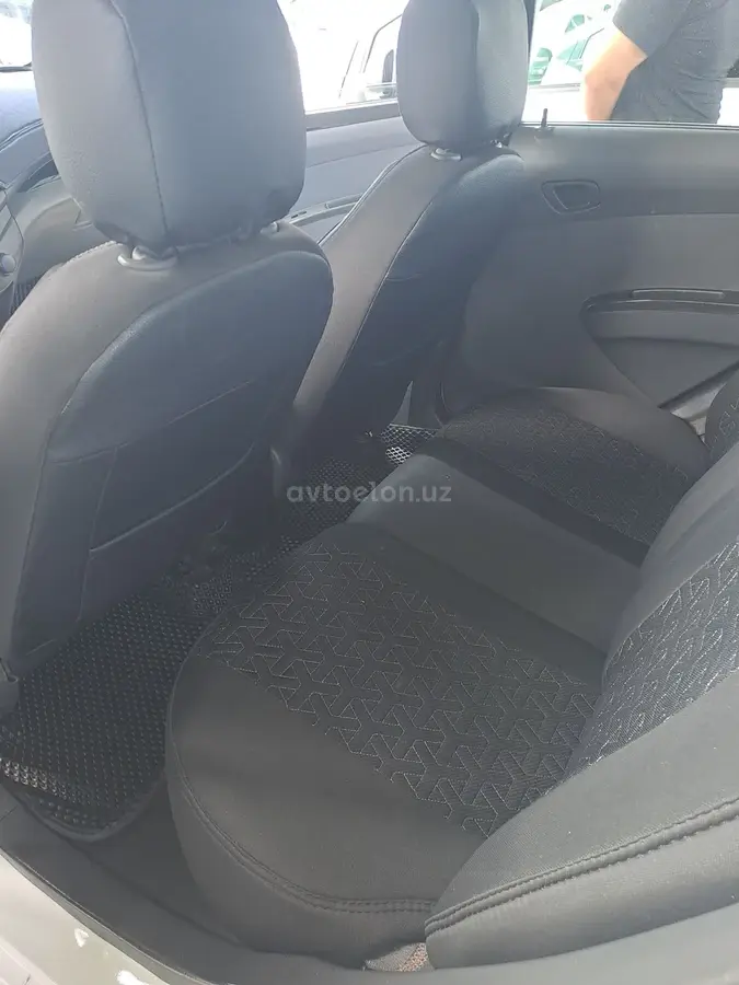 Chevrolet Spark 2016 — 6