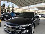Chevrolet Malibu 2 2018 года, в Ургенч за ~22 459 y.e. id6623869, Фото №1