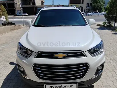 Oq Chevrolet Captiva, 4 pozitsiya 2018 yil, КПП Avtomat, shahar Buxoro uchun 21 000 у.е. id5125418