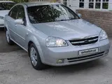Серебристый Chevrolet Lacetti, 2 позиция 2005 года, КПП Механика, в Навои за 6 000 y.e. id5245424, Фото №1
