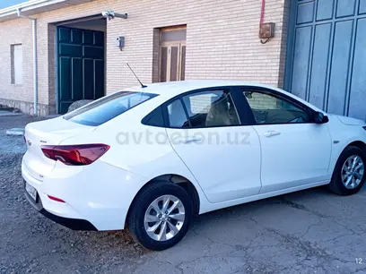 Белый Chevrolet Onix 2023 года, КПП Автомат, в Бухара за 16 000 y.e. id5205693