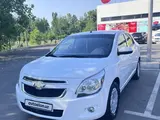 Белый Chevrolet Cobalt, 2 позиция 2020 года, КПП Механика, в Ургенч за ~10 556 y.e. id5203597, Фото №1