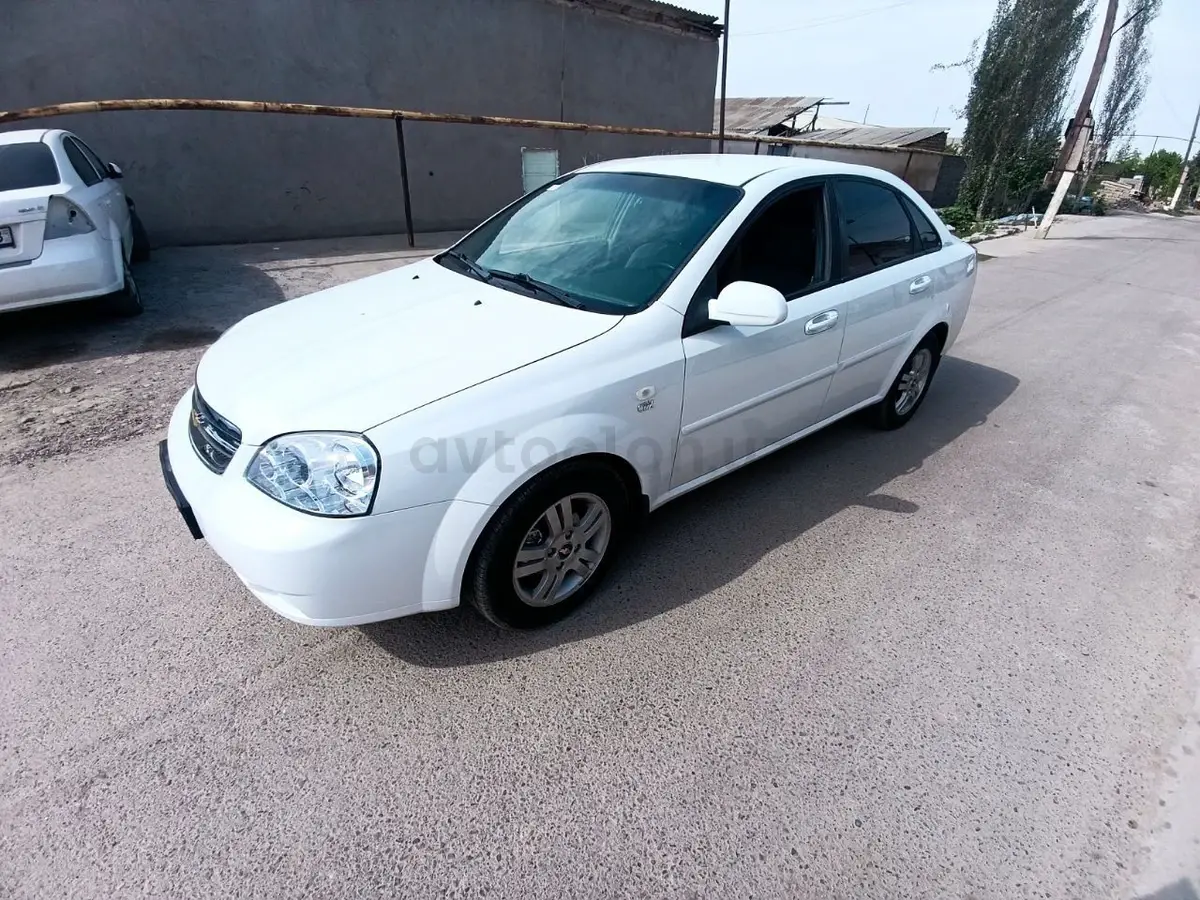 Daewoo Lacetti — 2