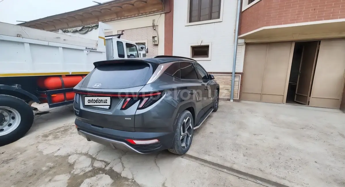 Hyundai Tucson — 4