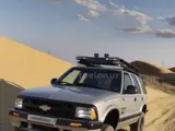 Kumush rang Chevrolet Blazer 1996 yil, КПП Avtomat, shahar Urganch uchun 9 000 у.е. id6725254, Fotosurat №1