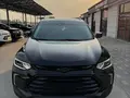 Черный Chevrolet Tracker, 3 позиция 2023 года, КПП Автомат, в Фергана за 17 200 y.e. id6458483