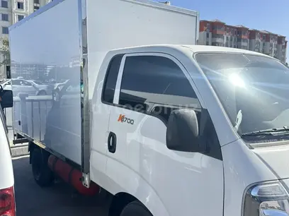 Kia 2024 года, в Навои за 24 000 y.e. id6351997