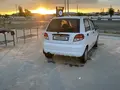 Oq Chevrolet Matiz, 1 pozitsiya 2018 yil, КПП Mexanika, shahar Toshkent uchun ~5 578 у.е. id5226601