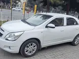 Белый Chevrolet Cobalt, 4 позиция 2021 года, КПП Автомат, в Андижан за 11 200 y.e. id5117905, Фото №1
