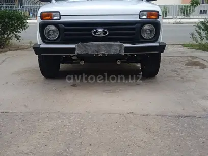 Белый ВАЗ (Lada) Нива 2018 года, КПП Механика, в Нукус за 8 500 y.e. id5190668