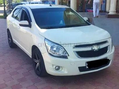 Qaymoq rang Chevrolet Cobalt, 4 pozitsiya 2013 yil, КПП Avtomat, shahar Navoiy uchun ~8 343 у.е. id5221195