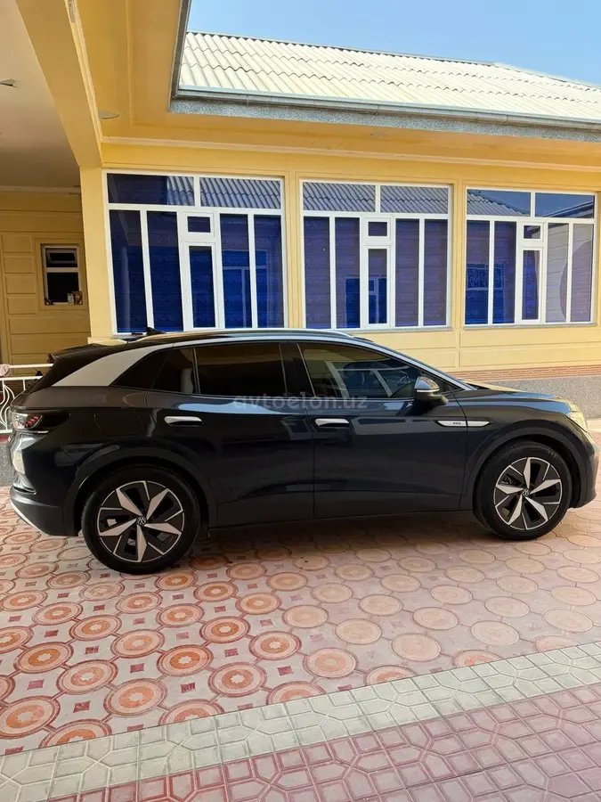 Volkswagen ID.4 — 3