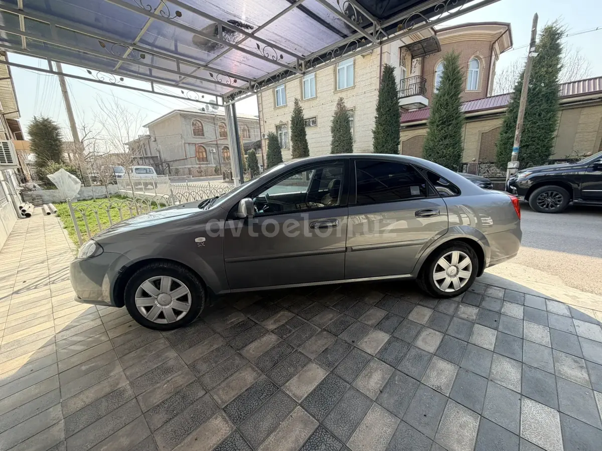 Chevrolet Gentra 2014
