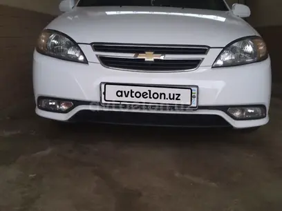 Oq Chevrolet Gentra, 2 pozitsiya 2017 yil, КПП Mexanika, shahar Yangiyo'l uchun 11 000 у.е. id5211617