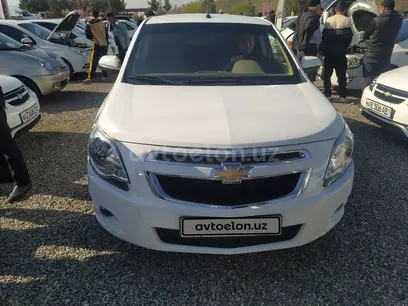 Белый Chevrolet Cobalt, 4 позиция 2022 года, КПП Автомат, в Андижан за 12 200 y.e. id4927379