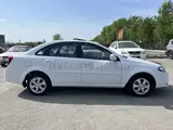 Белый Chevrolet Gentra, 3 позиция 2015 года, КПП Автомат, в Навои за 11 000 y.e. id5169826, Фото №1