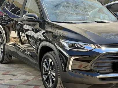 Черный Chevrolet Tracker, 3 позиция 2023 года, КПП Автомат, в Самарканд за 16 500 y.e. id6179590