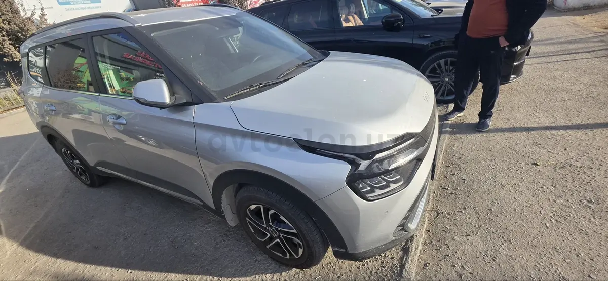 Kia Carens — 2