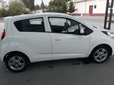 Белый Chevrolet Spark, 2 позиция 2019 года, КПП Механика, в Фергана за 7 500 y.e. id5197314, Фото №1