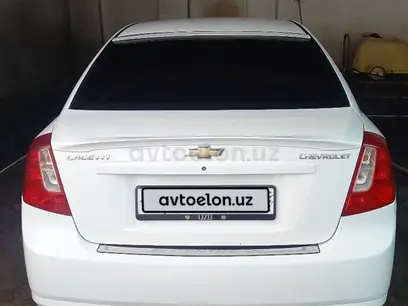 Oq Chevrolet Gentra, 1 pozitsiya Gaz-benzin 2018 yil, КПП Mexanika, shahar Sho'rchi tumani uchun 9 500 у.е. id4990763