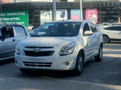 Белый Chevrolet Cobalt, 4 позиция 2024 года, КПП Автомат, в Ташкент за 12 700 y.e. id5179629