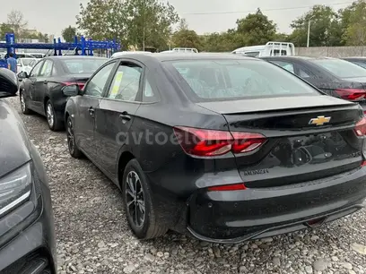 Черный Chevrolet Monza 2024 года, КПП Автомат, в Китаб за ~17 886 y.e. id5187462