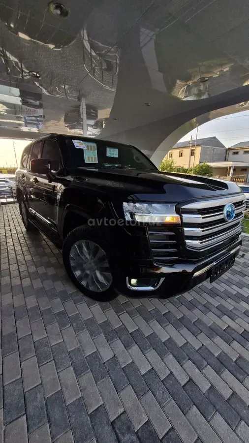 Toyota Land Cruiser Prado — 2