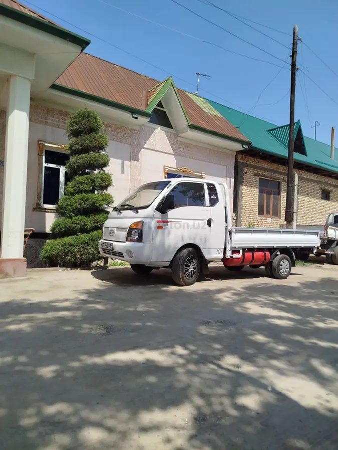 Hyundai Porter — 2